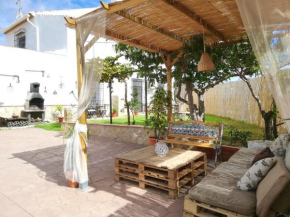 4 bedrooms villa with private pool enclosed garden and wifi at Antequera